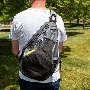 Sac à bandoulière personnalisé pour le disc golf avec porte-bouteille d'eau, sac à bandoulière pour le disc golf, capacité de 6 à 12 disques - Product Image 6