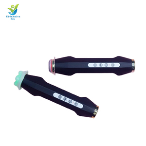 2025 Mini Portable Jet D'oxygène Peel Thérapie Hydra Dermabrasion 3 en 1 Oxygène Machine Faciale Co2 Bubble Oxygénation Pods Machine - Product Image 4