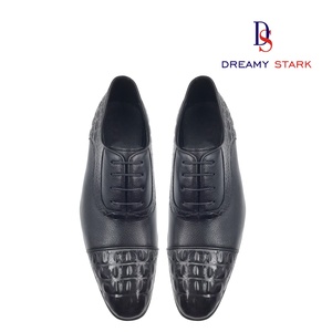 Zapatos de boda de invierno para hombre, elegantes, transpirables, antideslizantes, con parte superior de cuero genuino suave, con cordones y estampado. - Product Image 4