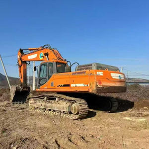 Excavadora de cadenas Doosan DX380LC-9C usada, 38 toneladas, modelo 2022, bomba PLC, motor, barata en venta - Product Image 1