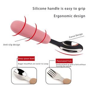 Ensemble de 4 assiettes pour enfants, assiettes divisées à ventouse pour bébé, anti-brûlure, en acier inoxydable, avec coque en silicone amovible - Product Image 4