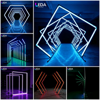 Arche lumineuse LED pour décoration de mariage, tunnel LED pour allée de scène, support de toile de fond éclairé