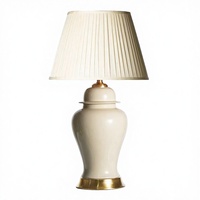 Lampes de table en céramique décoratives d'animaux, style européen moderne, oiseaux blancs et fleurs, faites à la main, hôtel, chambre à coucher, LED électrique, blanc chaud