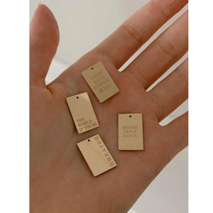 <span class=keywords><strong>Collier</strong></span> personnalisé en acier inoxydable plaqué or avec gravure personnalisée, <span class=keywords><strong>collier</strong></span> carré personnalisé, <span class=keywords><strong>collier</strong></span> avec <span class=keywords><strong>plaque</strong></span> carrée personnalisée - Product Image 2