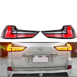 Feux arrière adaptable pour Lexus LX570 2016-2020, feux arrière LED - Product Image 1