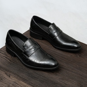Zapatos Casuales de Cuero Genuino Antideslizantes Estilo Inglés para Hombre con Patrón Grabado, Zapatos de Cuero Transpirables para Negocios - Product Image 4