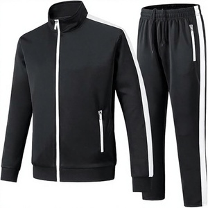 Ensemble de survêtement pour femme noir, respirant, léger, à taille élastique, couleur unie, en polyester, design sportif, col boutonné - Product Image 1