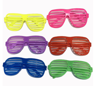 Accessoires de fête pour guitare et microphone Rock Star gonflables durables et écologiques et cadeau de nouvel an/remise de diplôme pour les enfants