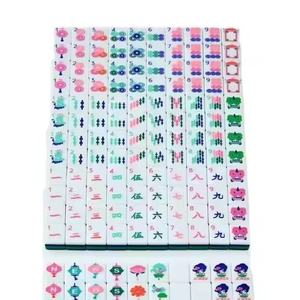 Juego de Mahjong Americano de Lujo de 4 Capas en Verde Oscuro con Fichas Acrílicas para Noches de Juego Modernas Oh My God - Product Image 4