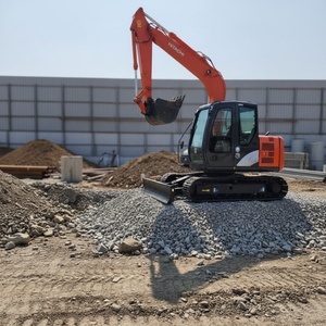 Excavatrice sur chenilles hydraulique d'occasion Hitachi Zx70 Zx75 Zx120 Zx200, adaptée à la construction, mini-excavatrices d'occasion HitachiZX70-5A - Product Image 2