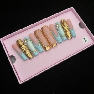 Vente chaude de beaux ongles en acrylique faits à la main, adaptés aux filles. 10 pièces peintes à la main <span class=keywords><strong>film</strong></span> presse ongles - Product Image 2