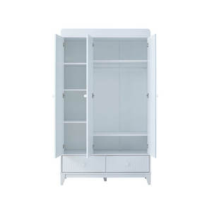 Armario de Madera de Excelente Calidad para Cuarto de Bebé SESTO de 4 Puertas, Ofrece Estética y Funcionalidad - Product Image 2