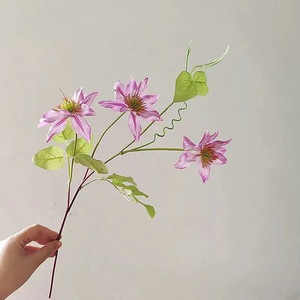 Ensemble de fleurs artificielles décoratives élégantes haut de gamme, motif tournesol, stéphyllum et clématite, avec lianes torsadées, pour mariage, photographie et décoration intérieure - Product Image 4