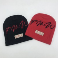Unisex Custom Logo Beanie Hoed 3d Geborduurde Cartoon Fruit Karakter Patronen Warm Fuzzy Materiaal Voor Modieus Outdoor
