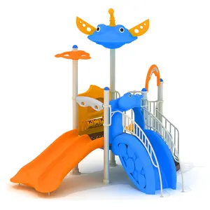 Scivolo per bambini parco giochi all'aperto per bambini giostre per bambini giostre per bambini altalena per bambini