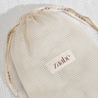 100% coton maille filet sac pour savon shampooing Logo personnalisé imprimé Portable cordon bébé chaussettes lavage déjeuner coton maille pochette