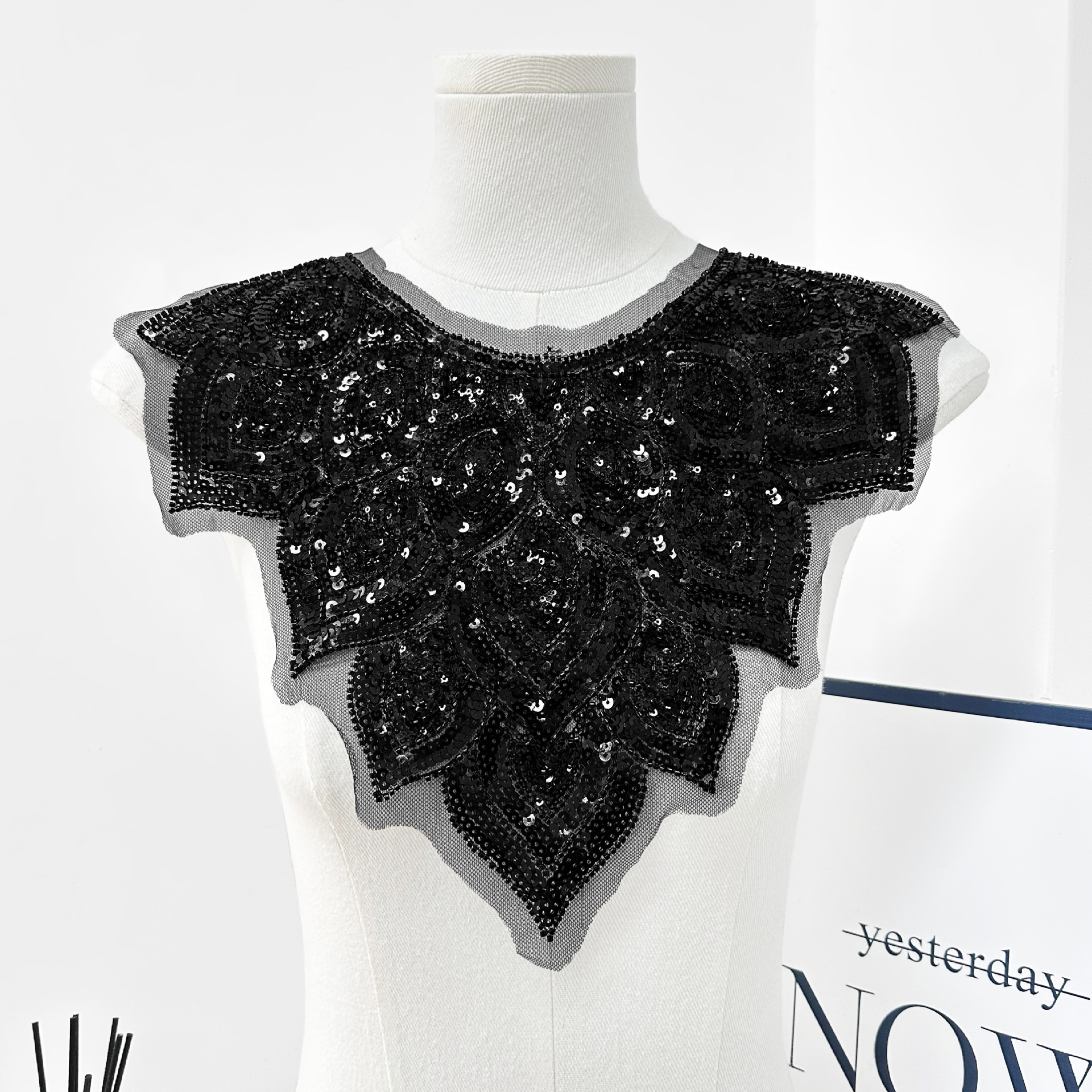 Yellow Bead Embroidered Water Soluble V-Neck Mesh Lace Sewing Collar PVC  Ethnic Style Dress Accessories for Cheongsam Dance Wear