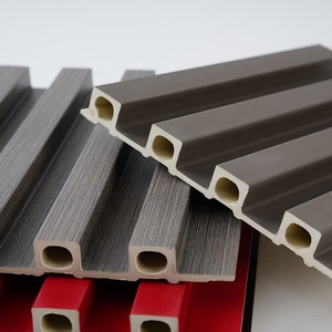 Paneles alternativos de madera de Wpc Paneles de pared estriados interiores de grano de madera de Wpc respetuosos con el medio ambiente para Decoración - Product Image 3