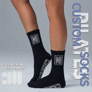Chaussettes de Pilates antidérapantes BiLu Design, respirantes et personnalisées pour le fitness et l'athlétisme - Product Image 2