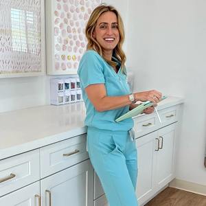 Uniforme Médico Multicolor <span class=keywords><strong>de</strong></span> Marca Personalizada a <span class=keywords><strong>Precio</strong></span> <span class=keywords><strong>de</strong></span> Fábrica, Conjunto <span class=keywords><strong>de</strong></span> Uniforme Quirúrgico para Mujer, Uniformes <span class=keywords><strong>de</strong></span> Enfermería para Quirófano - Product Image 5