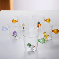 Taza de Vidrio de Borosilicato de 350 ml con Base de Figura 3D y Asa de Bola de Colores para Café, Té, Regalos y Colecciones