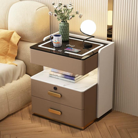 Table de chevet intelligente moderne avec serrure à empreintes digitales, station de charge sans fil, lumières LED, port USB, armoire de rangement à 3 tiroirs, dessus en verre