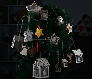 De árbol de Navidad colgante hecho a mano cabaña de madera regalo de Navidad decoración de luz para <span class=keywords><strong>los</strong></span> niños - Product Image 5