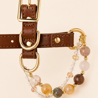 Collier pour chien à perles effet cristal, réglable avec boucle dorée, emballé dans une boîte cadeau, design tendance pour chiens de petite et moyenne taille, fabriqué en Chine