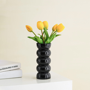 Jarrón de Cerámica Nórdico al por Mayor, Diseño Artístico Creativo para Uso en Interiores, para Hoteles, Bodas y Decoración del Hogar - Product Image 4