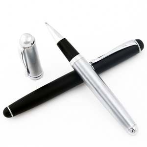 Bolígrafo de Gel con Rodillo de Fibra de Carbono Negro Resistente con Logotipo Personalizado, Tinta Azul, Ancho de Escritura de 0.5 mm, Material Metálico Duradero - Product Image 1