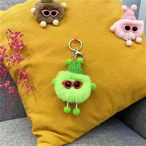 Vente en gros de petits porte-clés boule de charbon de dessin animé mignon sacs en peluche <span class=keywords><strong>pompon</strong></span> poupée porte-clés accessoires voiture porte-clés pendentif <span class=keywords><strong>bijoux</strong></span> - Product Image 2