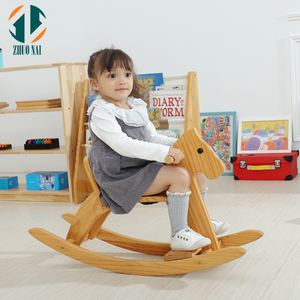 Vente en gros d'usine Cheval à <span class=keywords><strong>bascule</strong></span> en bois massif pour enfants Jouet à monter pour bébés Enfants <span class=keywords><strong>Animaux</strong></span> de dessin animé pour tout-petits Noël - Product Image 1