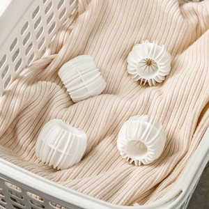 Nuevas Bolas de Limpieza Reutilizables de Silicona, Bola de Lavandería para Eliminar Pelusas, Pelo de Mascotas y Suciedad, Filtro para Lavadora - Product Image 3