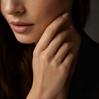 Bague de fiançailles en argent S925 et moissanite pour femme, empilable, plaquée platine, avec sertissage pavé certifié, style luxe léger