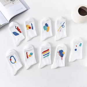 Chaussettes en coton jacquard tricotées décontractées pour hommes, chaussettes de sport amusantes personnalisées, chaussettes athlétiques avec logo sur mesure, vente en gros - Product Image 5