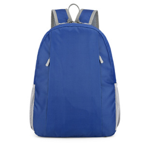 Sac à dos de sport léger, pliable, respirant, imperméable, de style artistique, pour étudiants, voyages et camping. - Product Image 2