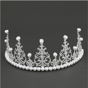 Tiaras y Coronas de Oro, Plata y Perlas, Coronas de Novia de Aleación con Pedrería, Tiaras <span class=keywords><strong>para</strong></span> Fiesta, Decoración <span class=keywords><strong>para</strong></span> Pasteles - Product Image 2
