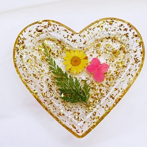 Bol à bijoux en forme d'anneau avec fleurs sèches pressées - Product Image 4