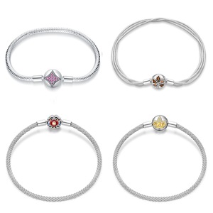 Pulsera con dije de corona de moissanita para niños de Guangdong, abalorio colgante DIY, hoja de arce, chapado en plata, superventas - Product Image 1