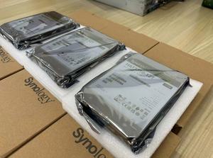 EMC Isilon 005033002 8TB 7.2K SAS 服务器内部硬盘 3.5 英寸 <span class=keywords><strong>2</strong></span> 件 金属外壳二手 - Product Image 6