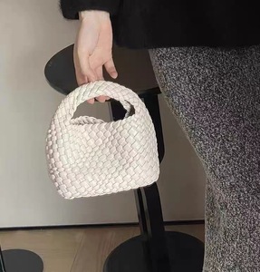 Prix Fabricant Ensemble de <span class=keywords><strong>2</strong></span> Pièces <span class=keywords><strong>Mini</strong></span> Sac à Main Tressé en Cuir Végan, Cabas Pochette Tissé Main, Sac Bandoulière Croisé Mode - Product Image 5