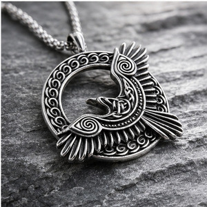 Collar yunnique con colgante de cuervo vikingo nórdico de acero inoxidable para hombre, diseño de alas geométricas, joyería de regalo - Product Image 2
