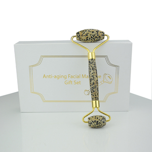 Certification CE Visage Rouleau <span class=keywords><strong>gua</strong></span> <span class=keywords><strong>sha</strong></span> beauté massage du visage rose <span class=keywords><strong>jade</strong></span> rouleau ensemble pour <span class=keywords><strong>le</strong></span> visage avec boîte - Product Image 2