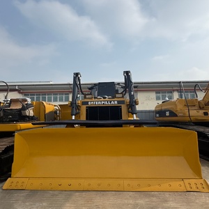 Bulldozer sur chenilles CAT D6G d'occasion, robuste, pour travaux de terrassement, construction, exploitation minière et défrichement - Product Image 2