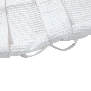 Durable 65% Polyester 35% Cotton Lightweight Waffle Hotel Spa Unisex Bath Robe