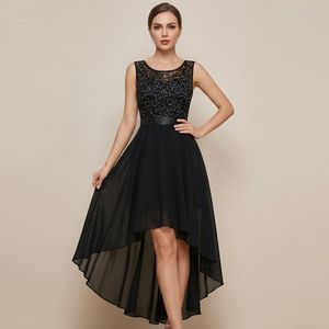 काली राइनस्टोन शाम का गाउन | गोल गर्दन आस्तीन रहित फर्श-लंबाई वाली पोशाक, क्रिस्टल अलंकरण के साथ - Product Image 1