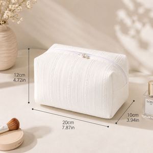 Pochette de maquillage élégante en dentelle, grande capacité, trousse de toilette de voyage, organiseur de beauté, sac de rangement pour femmes, pochette à fermeture éclair, OEM ODM - Product Image 2