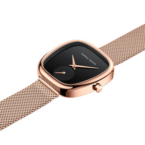 Montre à quartz pour femme avec bracelet en maille, design demi-tonneau, style européen et américain - Product Image 5