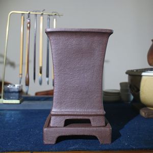 Maceta Cuadrada de Arcilla Morada Yixing con Base, Hecha a Mano, para Orquídeas Altas - Product Image 1