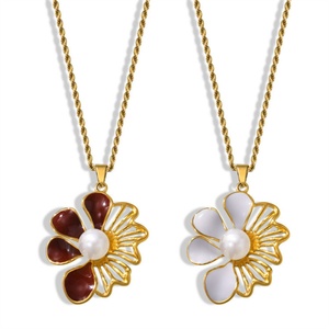 Collar de Lujo Vintage para Mujer, Chapado en Oro, Acero Inoxidable, Esmalte, Perla, Colgante de Flor - Product Image 2